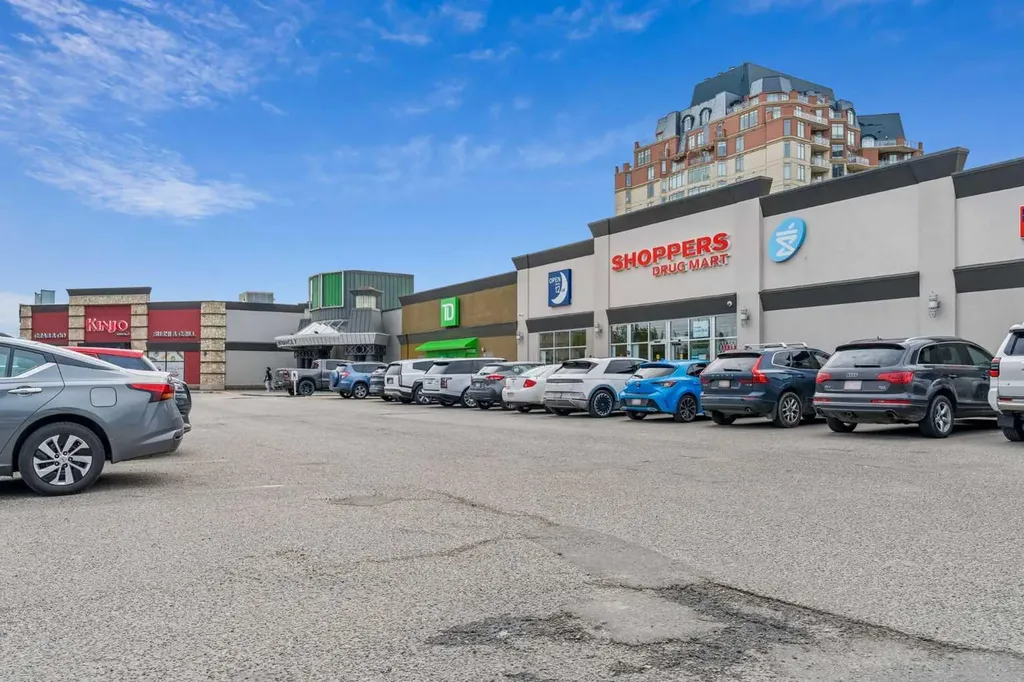 1726 14 Avenue NW Calgary AB T2N 4Y8