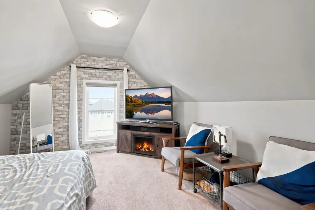 85 Masters Street SE Calgary AB T3M 3R7