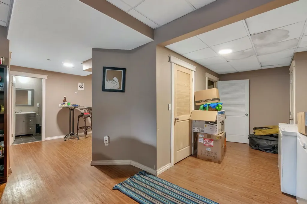 35 Cranleigh Drive SE Calgary AB T3M 1G7