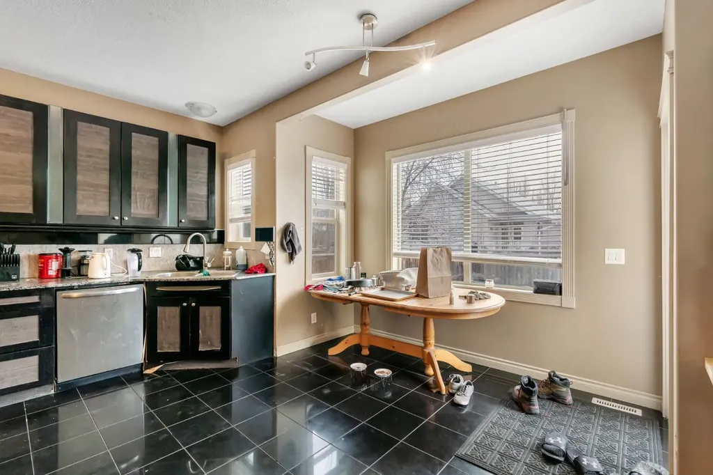 35 Cranleigh Drive SE Calgary AB T3M 1G7