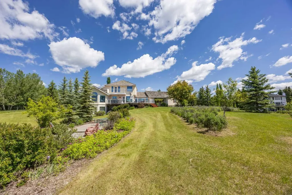 15 Blueridge Close Rural Rocky View County AB T3L 2P4