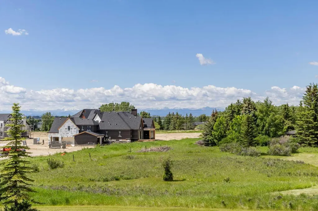 15 Blueridge Close Rural Rocky View County AB T3L 2P4