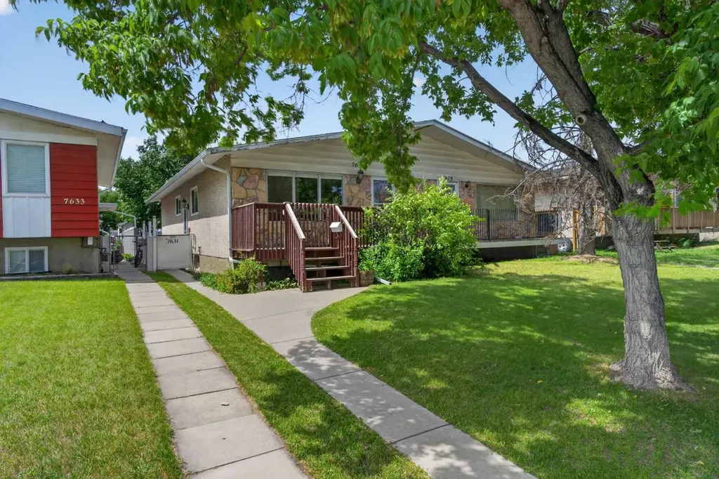 7631 22 Street SE Calgary AB T2C0W9