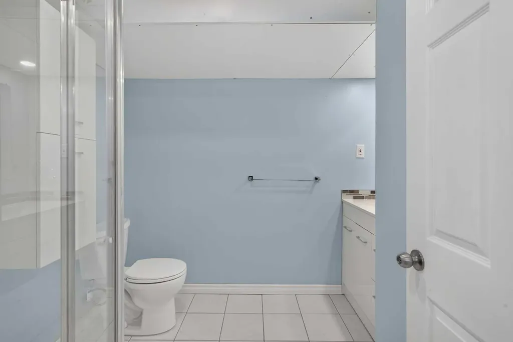 7631 22 Street SE Calgary AB T2C0W9