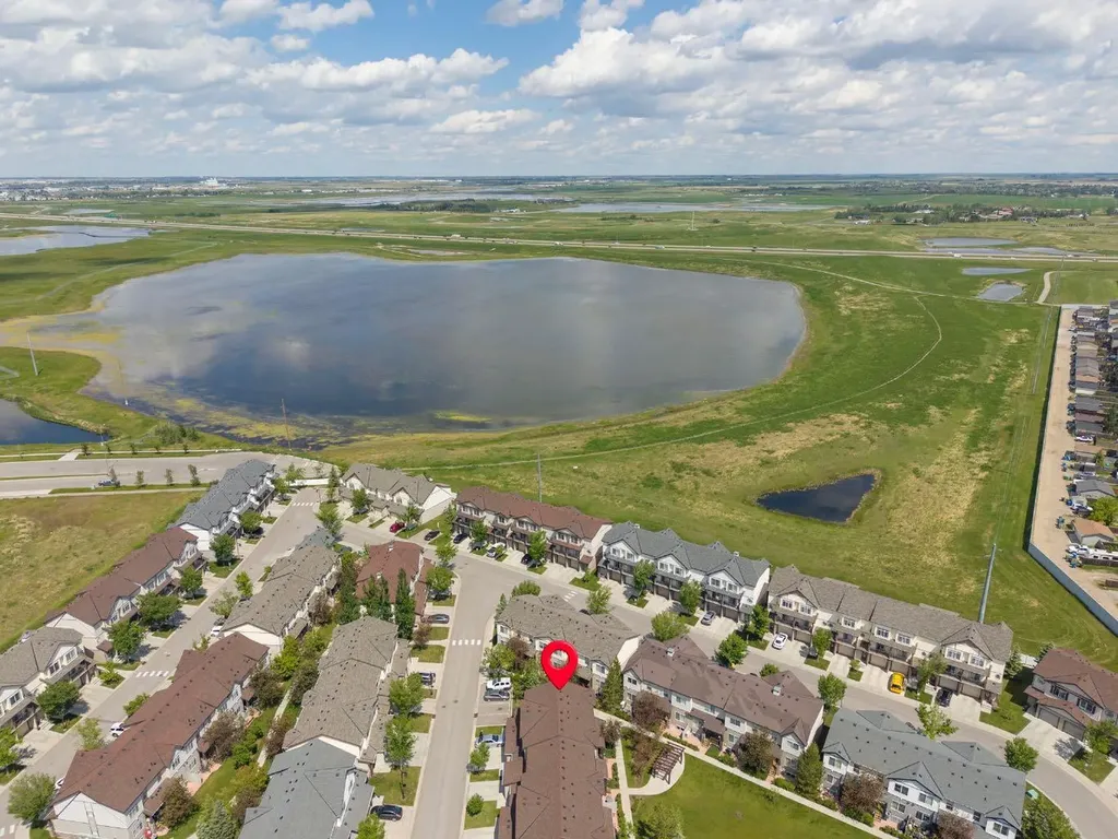 126 Copperpond Landing SE Calgary AB T2Z 1G6