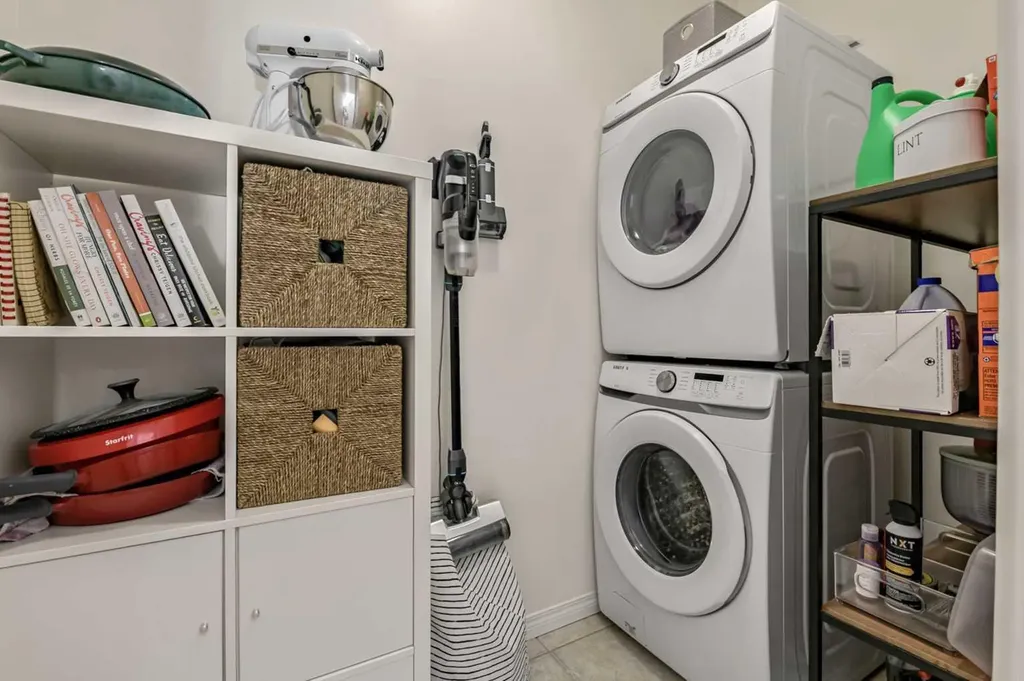 5633 6 Street SW Calgary AB T2V0H1