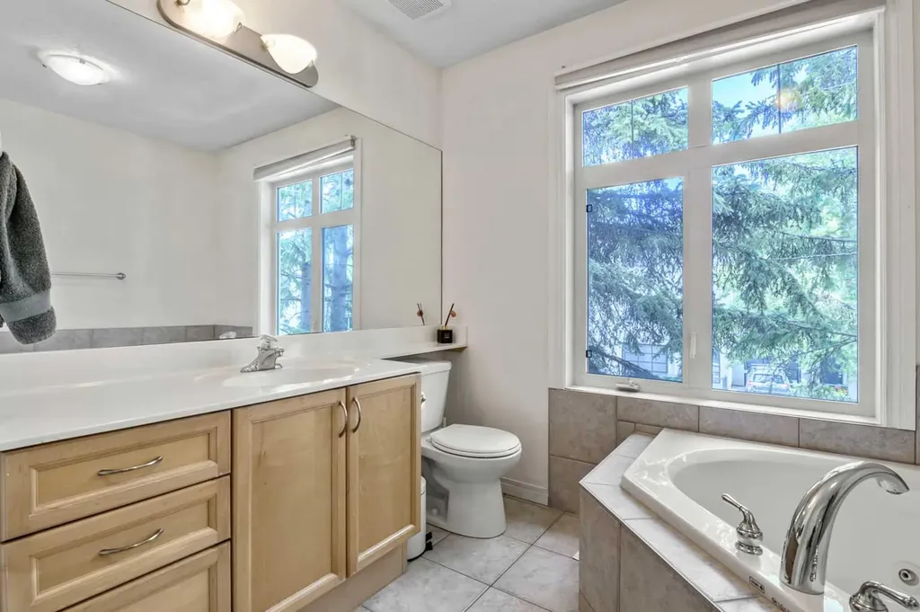 5633 6 Street SW Calgary AB T2V0H1