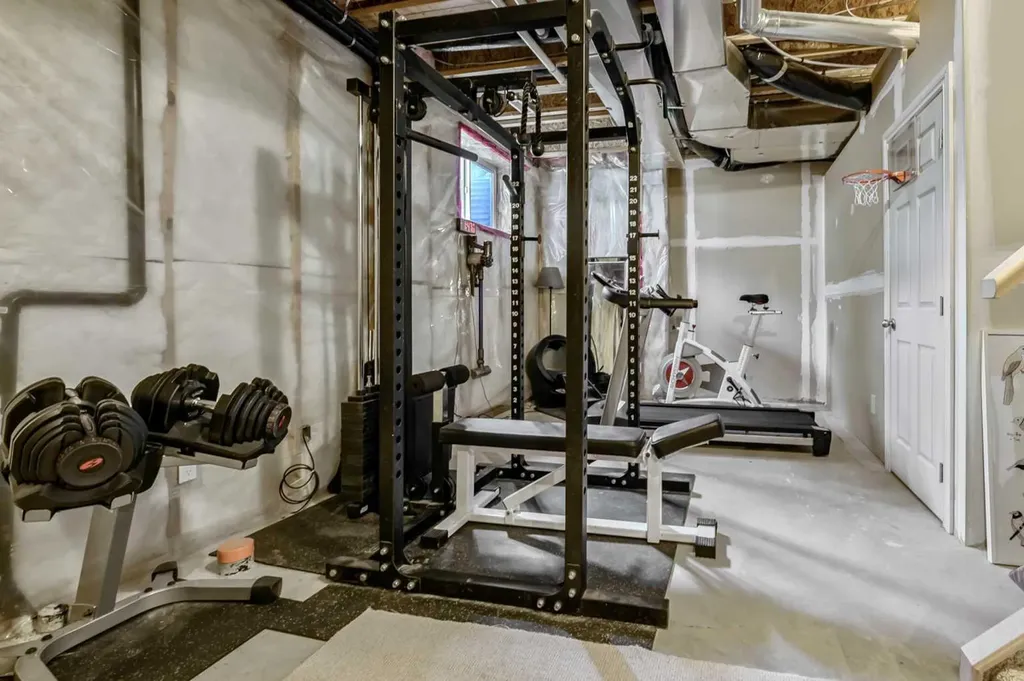 5633 6 Street SW Calgary AB T2V0H1