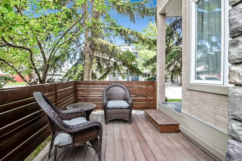 5633 6 Street SW Calgary AB T2V0H1