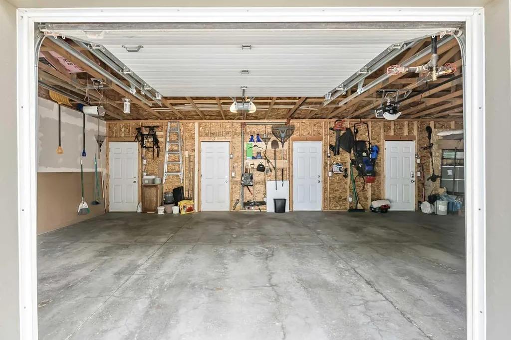 5633 6 Street SW Calgary AB T2V0H1