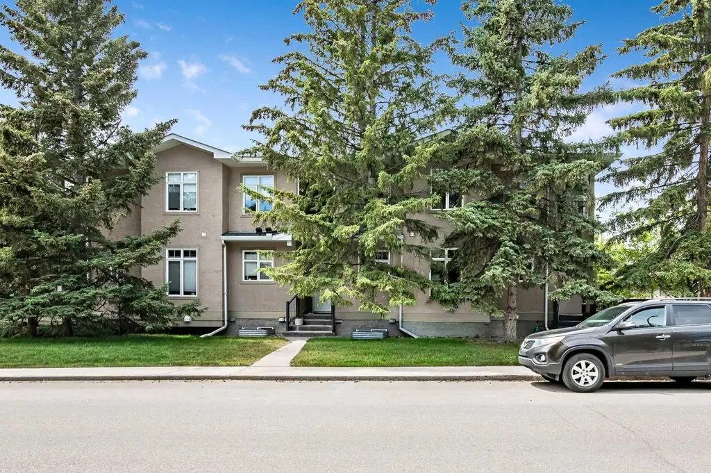 5633 6 Street SW Calgary AB T2V0H1