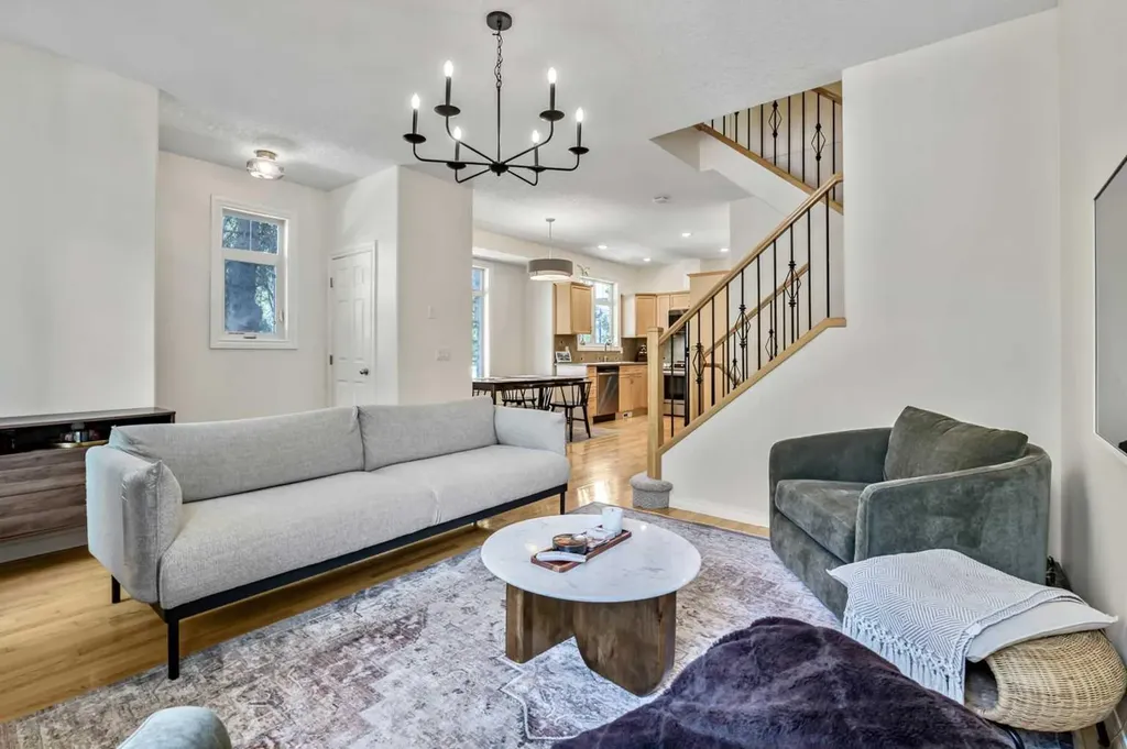 5633 6 Street SW Calgary AB T2V0H1