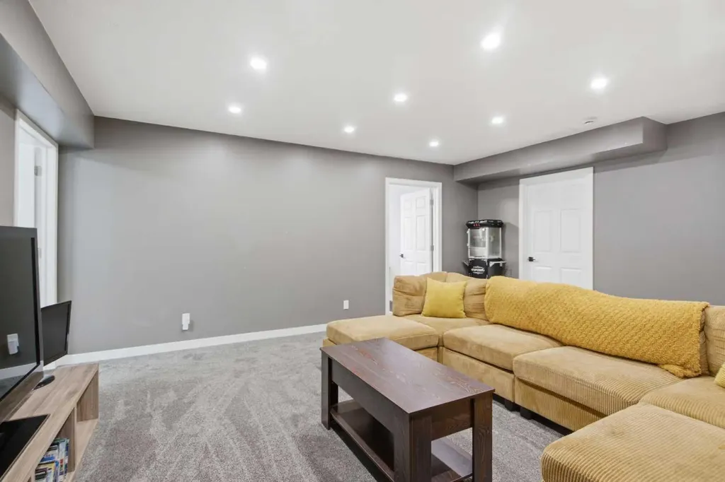 1405 Montrose Terrace SE High River AB T1V 0B4