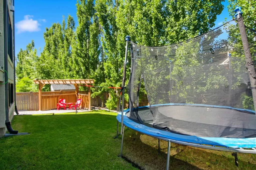 1405 Montrose Terrace SE High River AB T1V 0B4