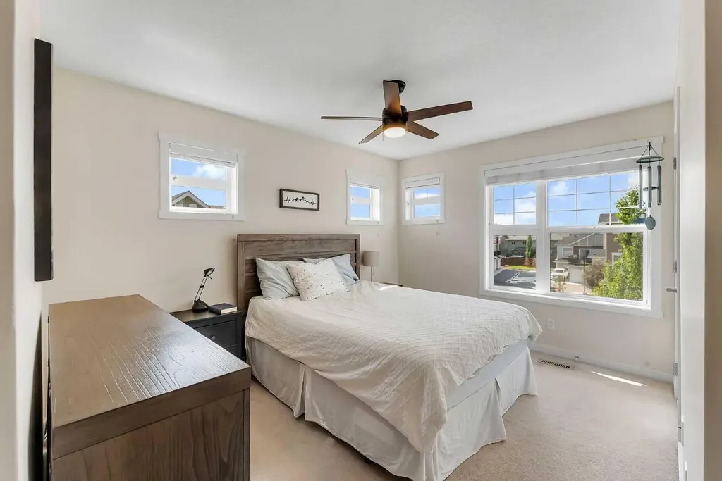 115 Sagewood Drive SW Airdrie AB T4B 4V5