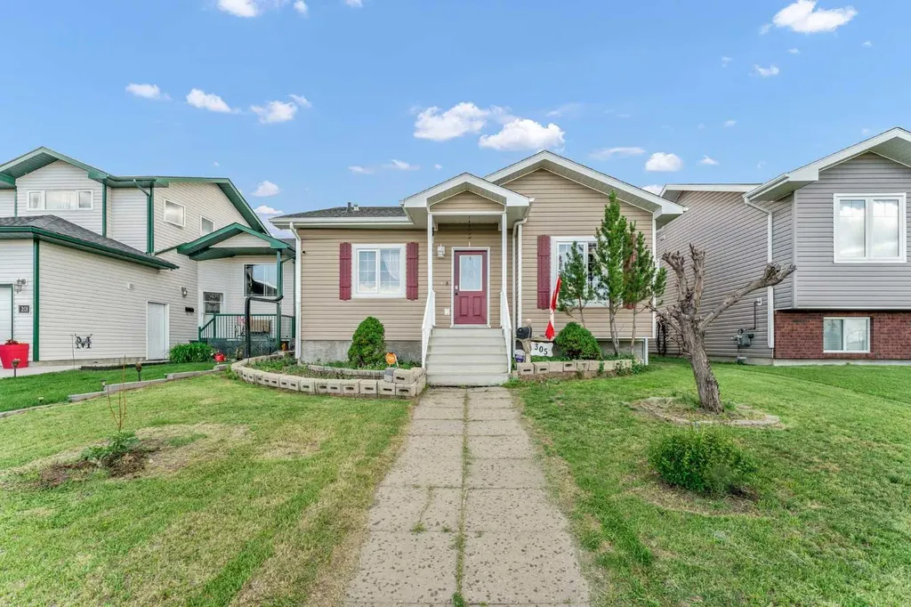 305 5 Avenue SW Redcliff AB T0J 2P2