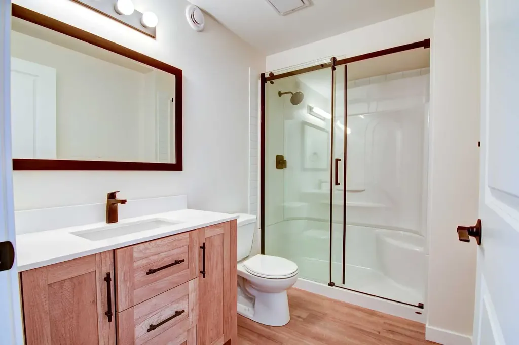 82 Excell Street Red Deer AB T4R2H8