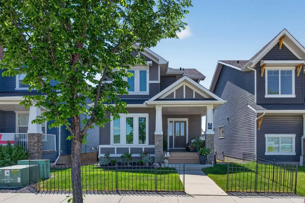 111 River Heights Drive Cochrane AB T4C 0Y1