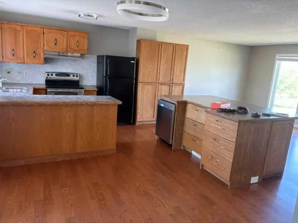 4422 54 Avenue Valleyview AB T0H 3N0
