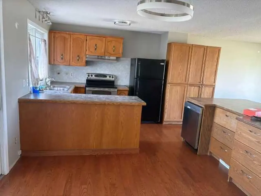 4422 54 Avenue Valleyview AB T0H 3N0