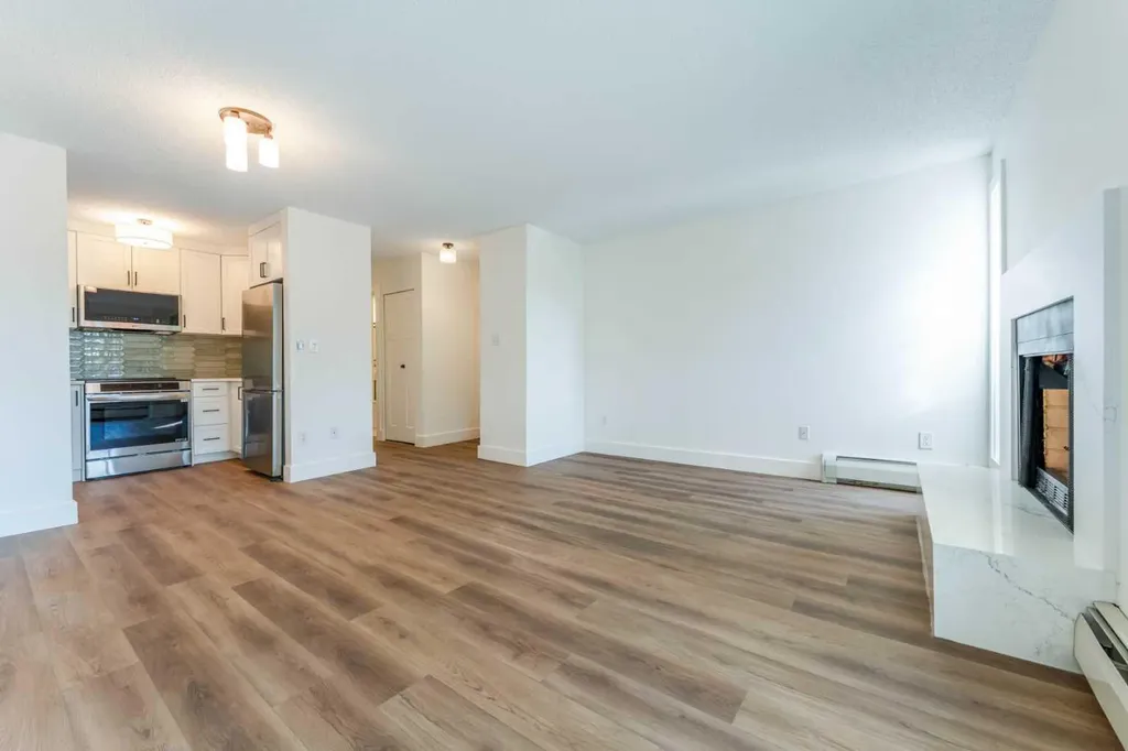 624 2 Avenue NW Calgary AB T2N 0E3