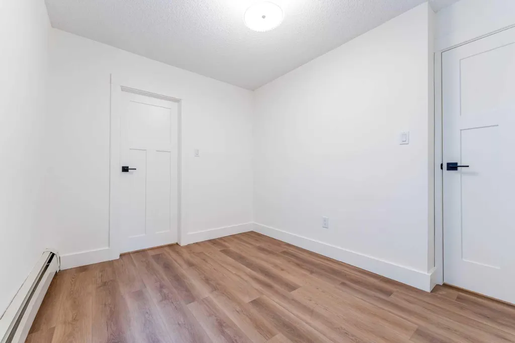 624 2 Avenue NW Calgary AB T2N 0E3