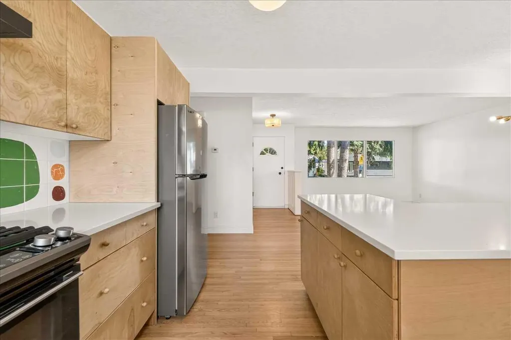 90 Armstrong Crescent SE Calgary AB T2J 0X3
