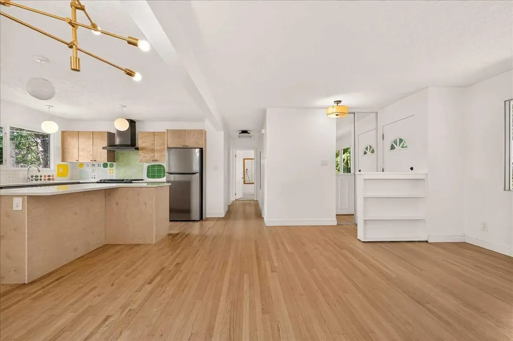 90 Armstrong Crescent SE Calgary AB T2J 0X3