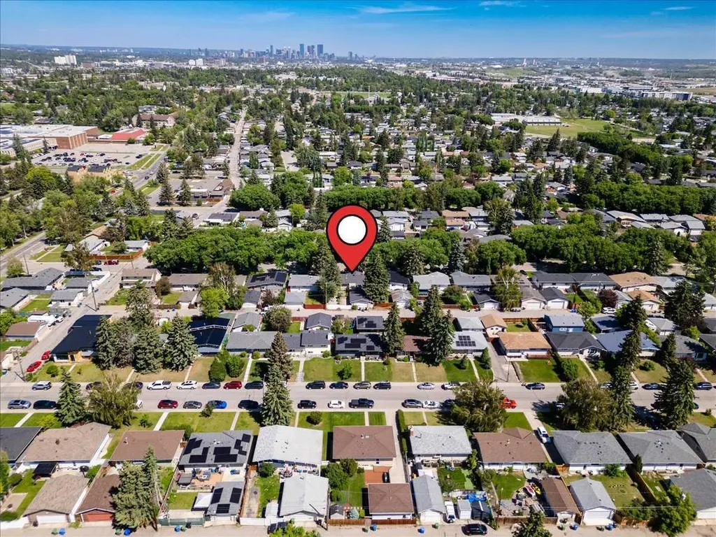 90 Armstrong Crescent SE Calgary AB T2J 0X3