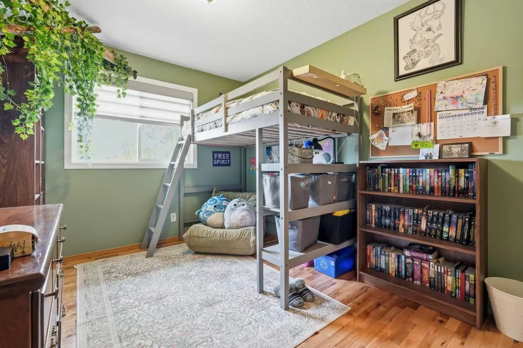 652 12 Avenue Carstairs AB T0M0N0