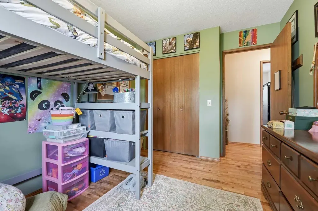652 12 Avenue Carstairs AB T0M0N0