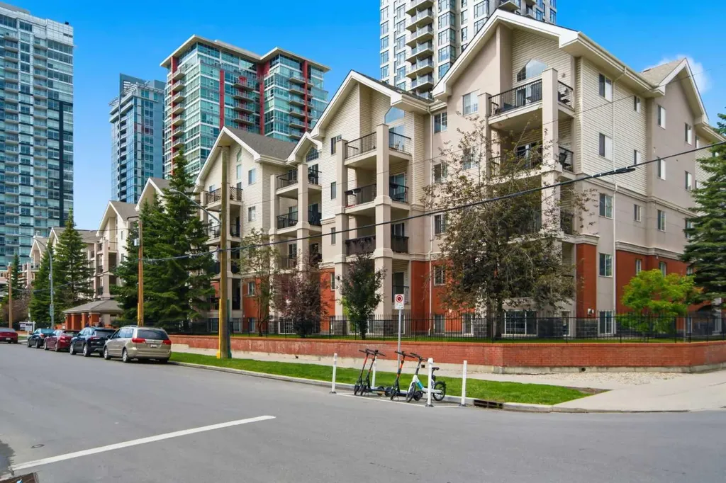 126 14 Avenue SW Calgary AB T2R 0L9