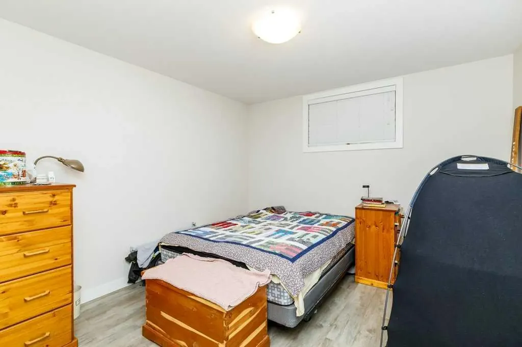 3918 47 Street Red Deer AB T4N 1N9