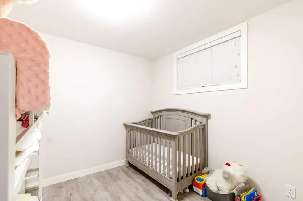3918 47 Street Red Deer AB T4N 1N9