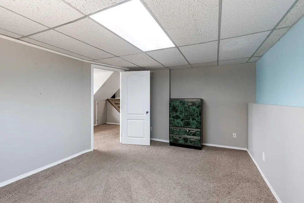 516 Sissons Crescent SE Medicine Hat AB T1B 2J9