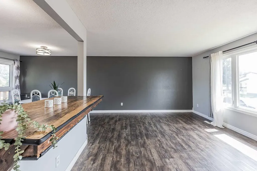 516 Sissons Crescent SE Medicine Hat AB T1B 2J9