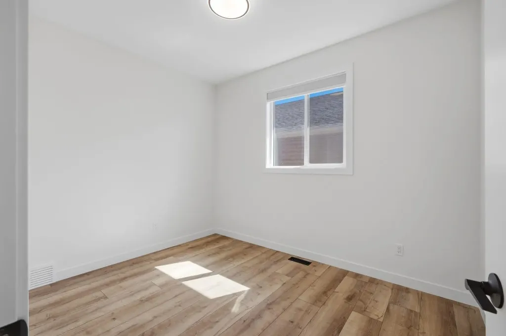 15 Aura Drive Blackfalds AB T4M 0N3