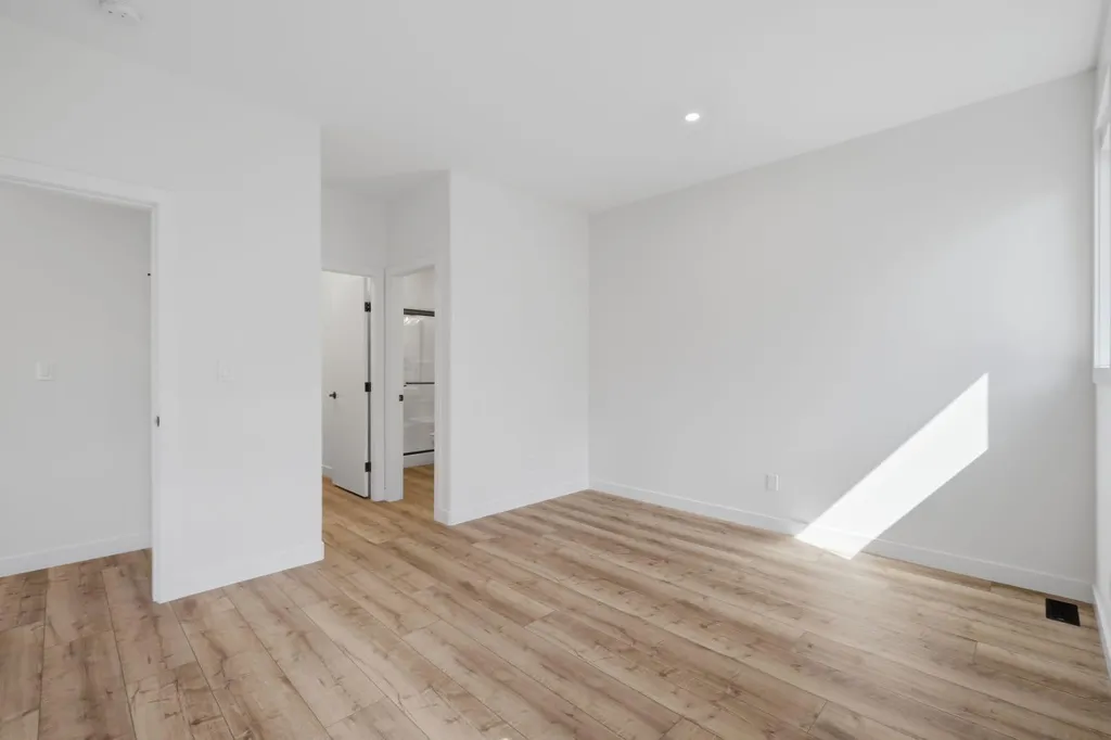 15 Aura Drive Blackfalds AB T4M 0N3