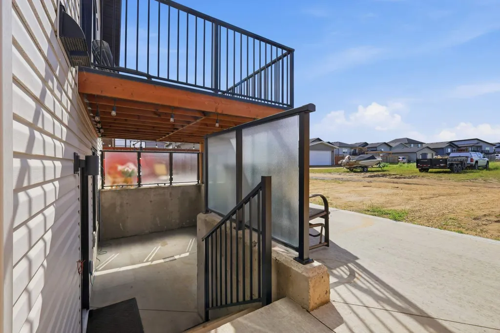 15 Aura Drive Blackfalds AB T4M 0N3