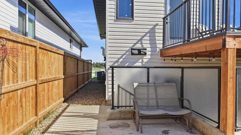 15 Aura Drive Blackfalds AB T4M 0N3
