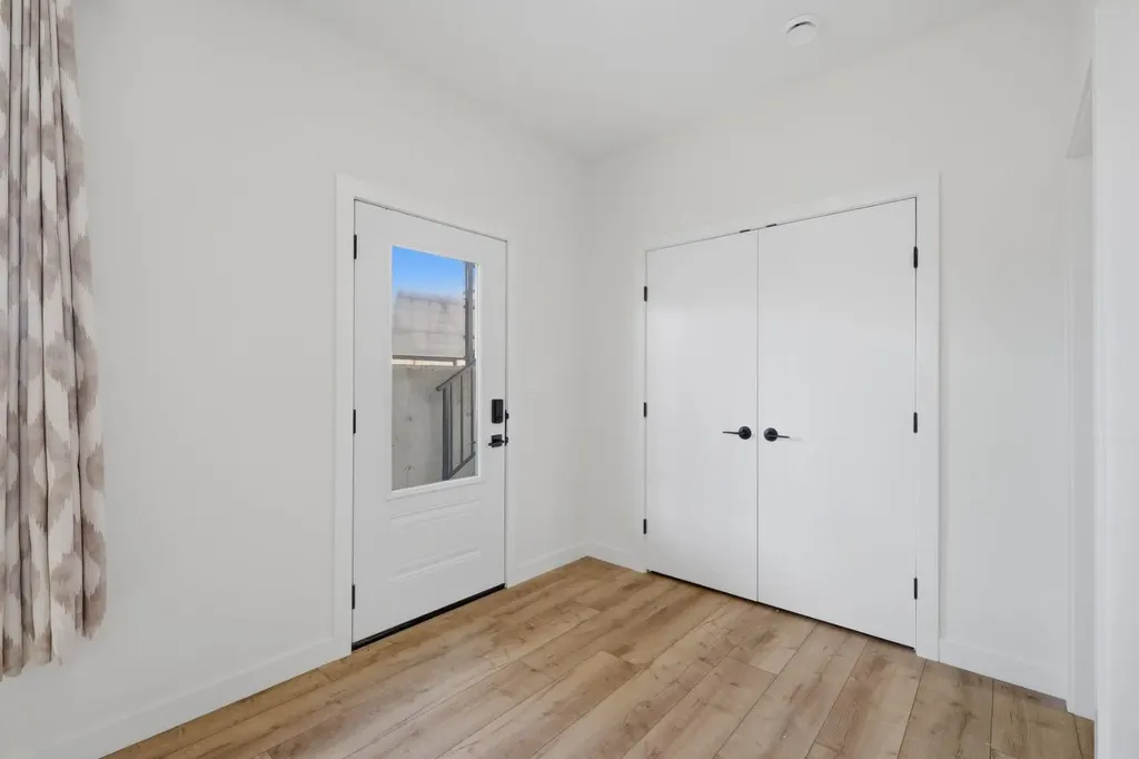15 Aura Drive Blackfalds AB T4M 0N3