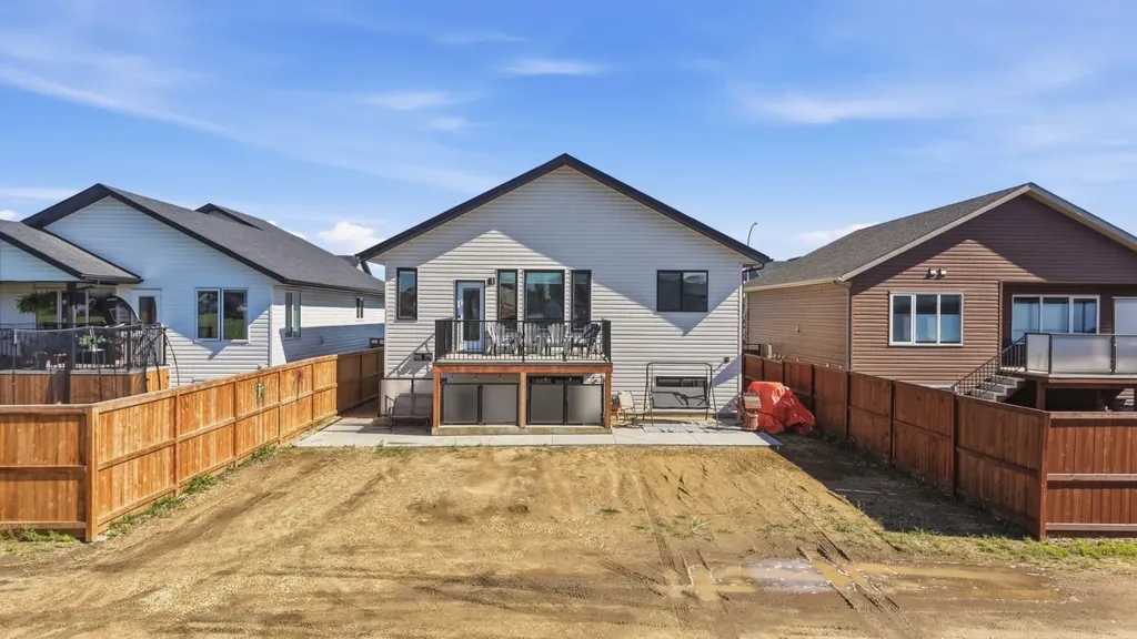 15 Aura Drive Blackfalds AB T4M 0N3