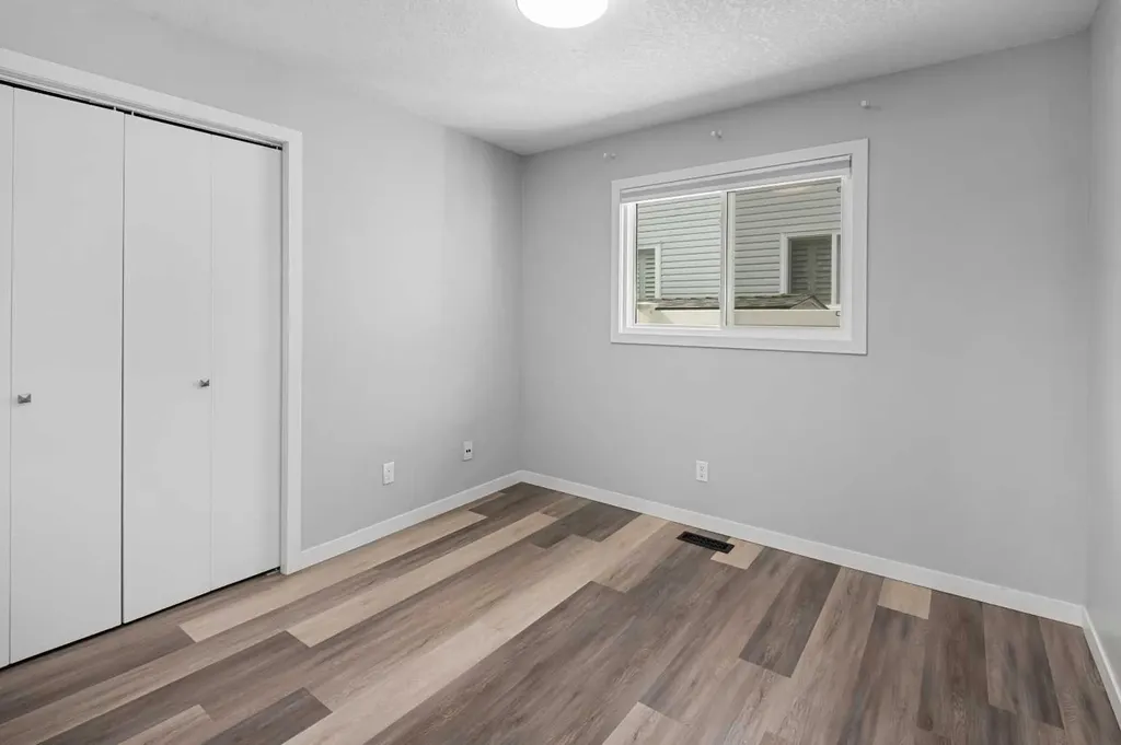 51 Woodmont Road SW Calgary AB T2W 4L6