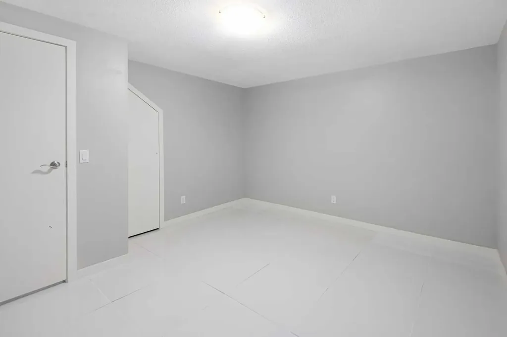 51 Woodmont Road SW Calgary AB T2W 4L6