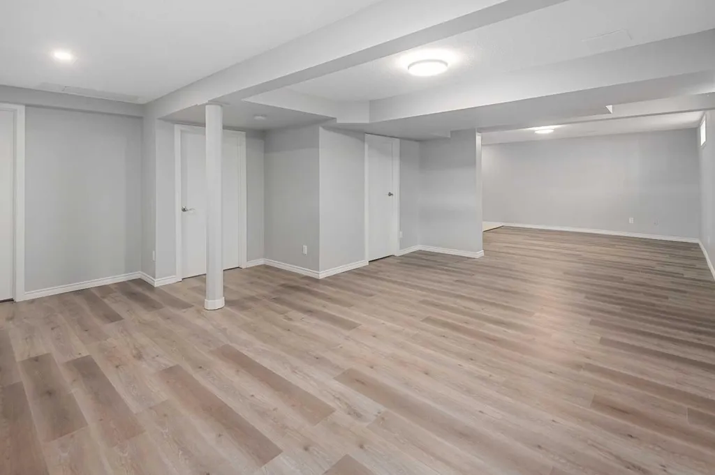 51 Woodmont Road SW Calgary AB T2W 4L6