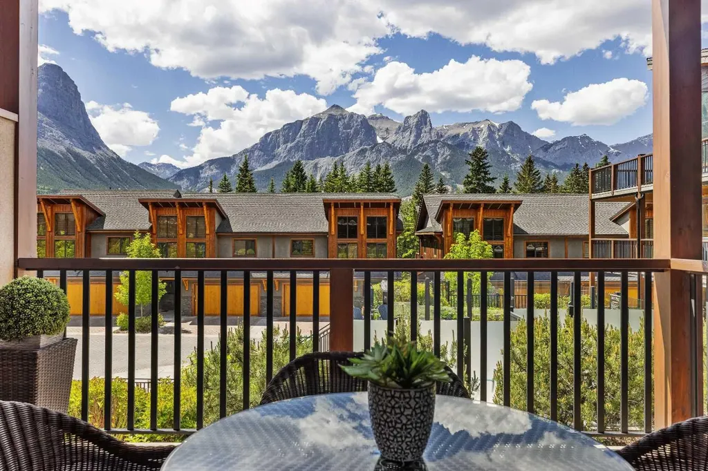 1105 Spring Creek Drive Canmore AB T1W0M6