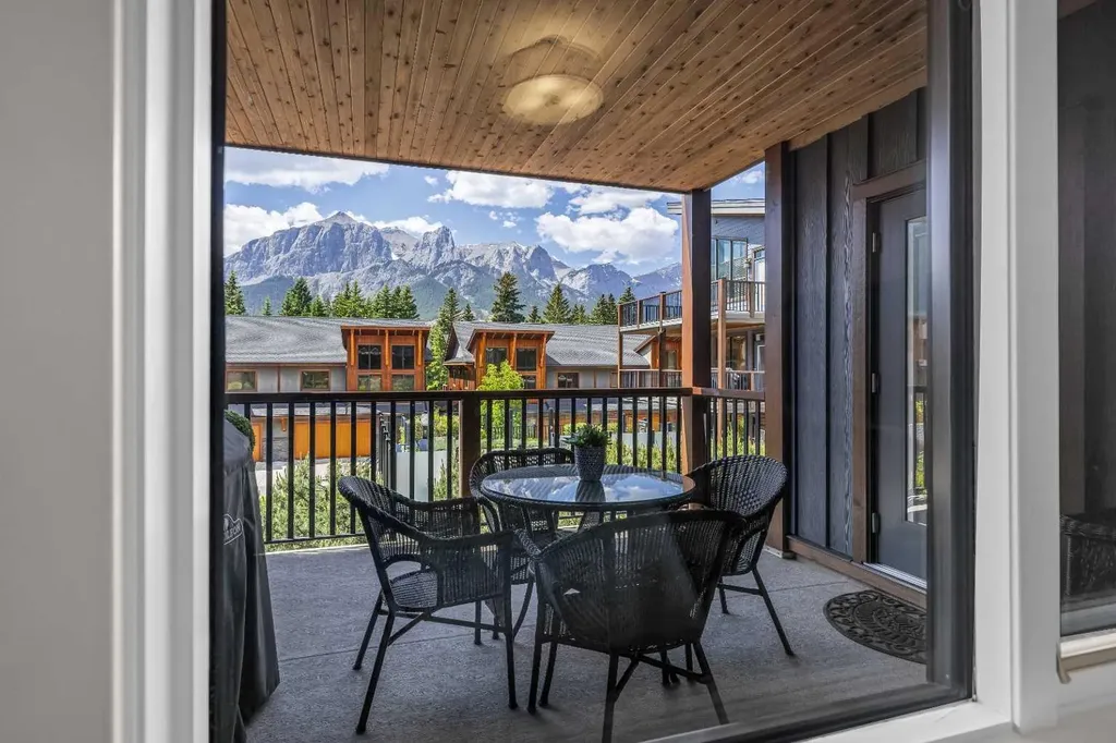 1105 Spring Creek Drive Canmore AB T1W0M6