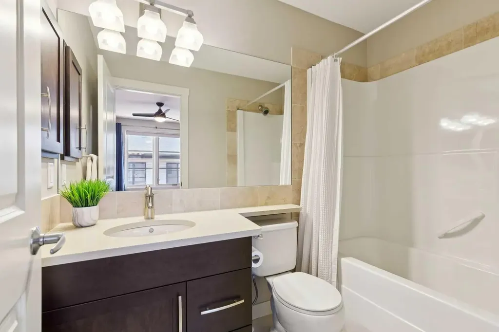 27 Aspen Hills Green SW Calgary AB T3H 0H6