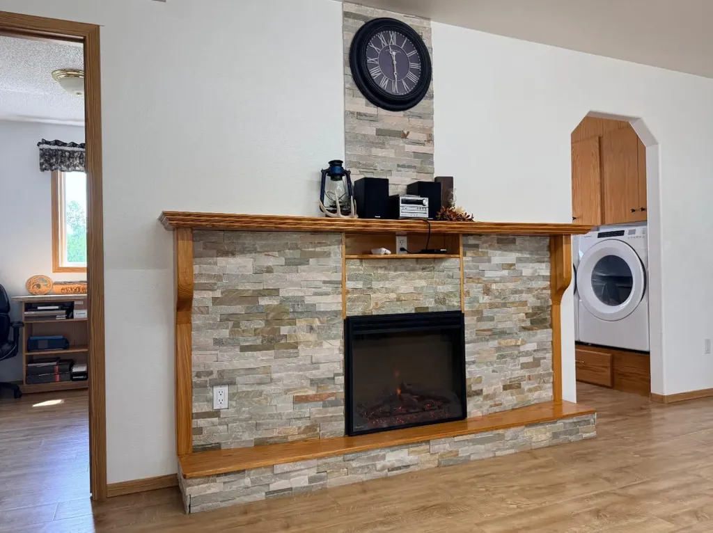104413 Rge Road 182 La Crete AB T0H2H0
