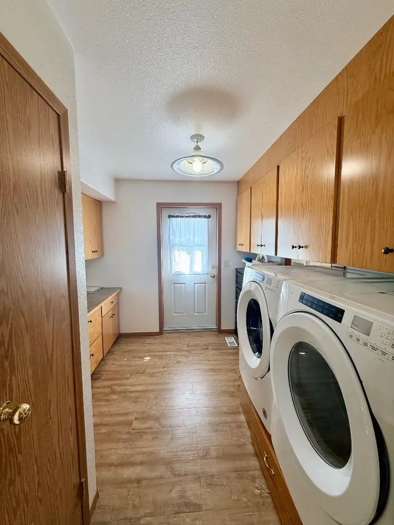 104413 Rge Road 182 La Crete AB T0H2H0
